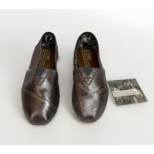 Toms Women's Pewter Bennet Metallic Slip On Neiman Marcus Exclusive Size 5